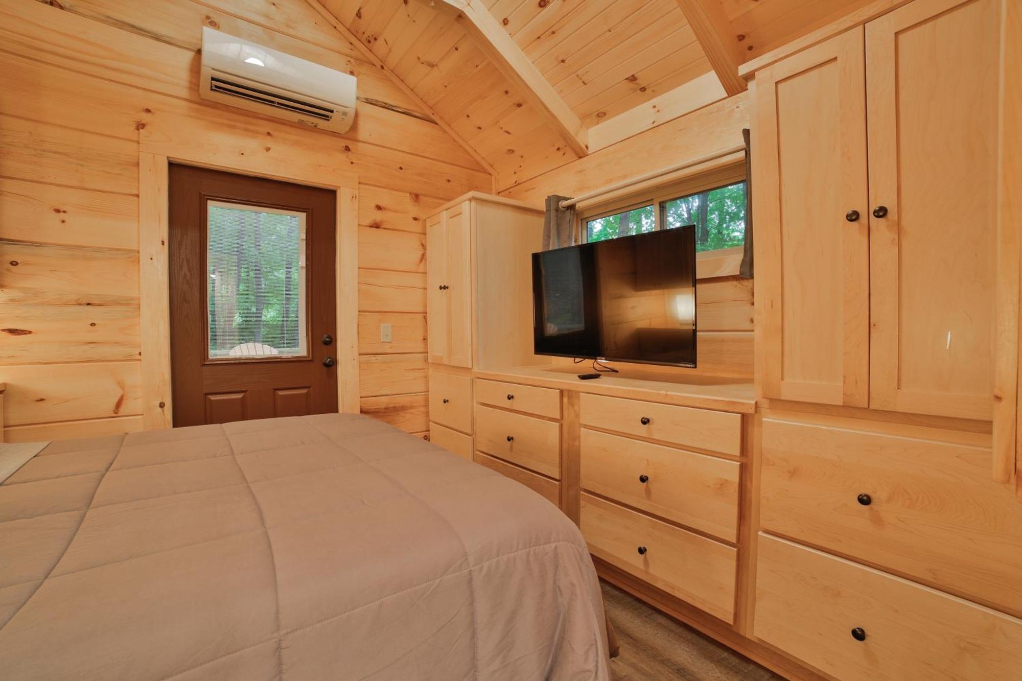 שאטאנוגה Tiny Cabin Village Private Hot Tub Lynda Cabin מראה חיצוני תמונה